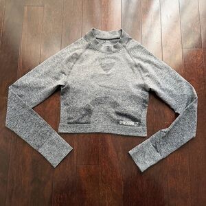 Gymshark Women's Long Sleeve Cropped Top Size Medium Active Gym Workout Black